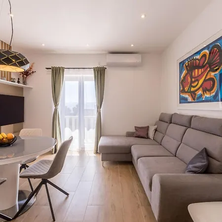 Adriatic Island Sea View Apartment