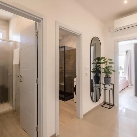 Adriatic Island Sea View Apartment *