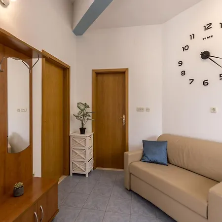 Apartment Adriatic Island Sea View Bol